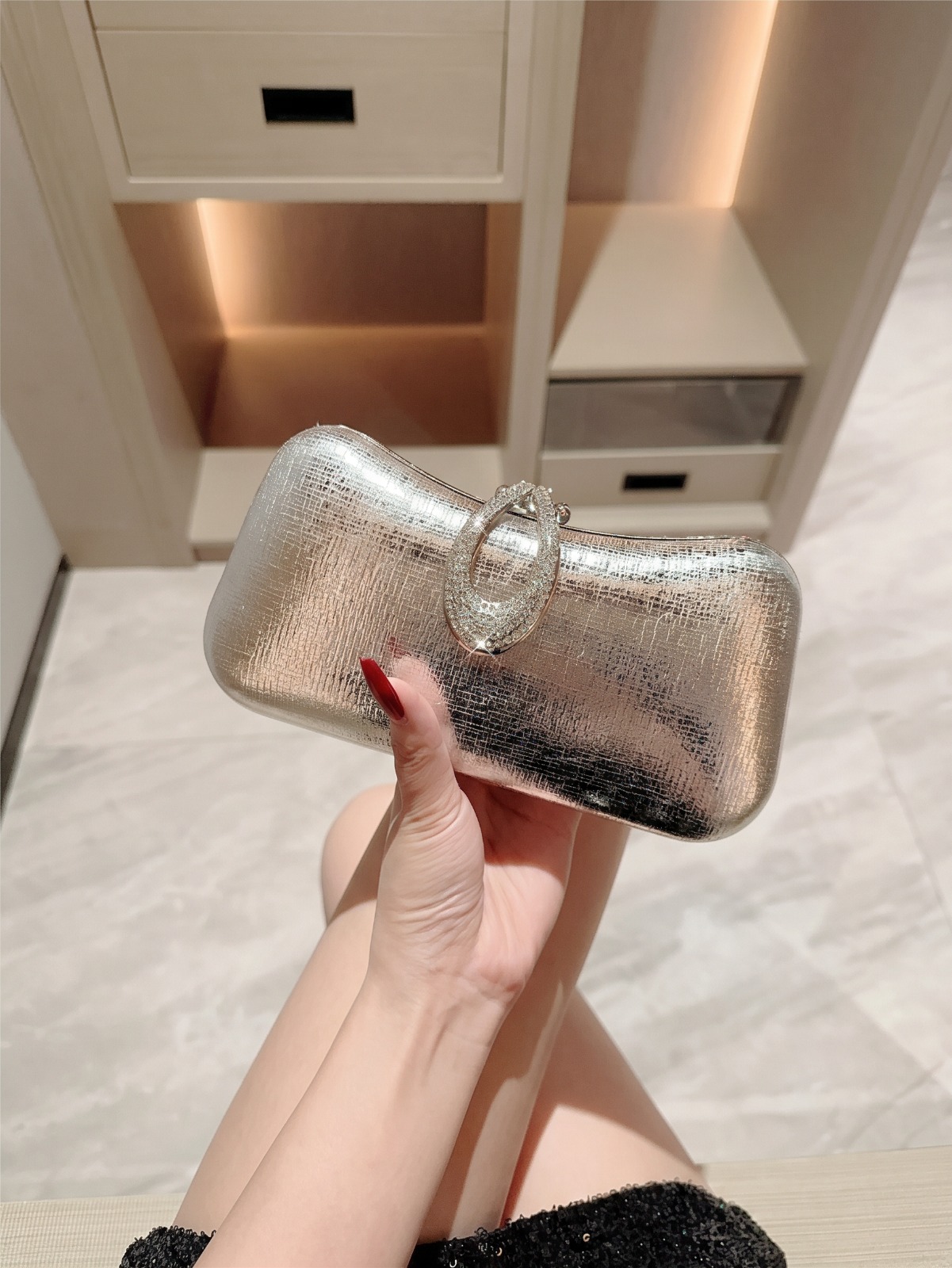 Cartera Champagne Diamante